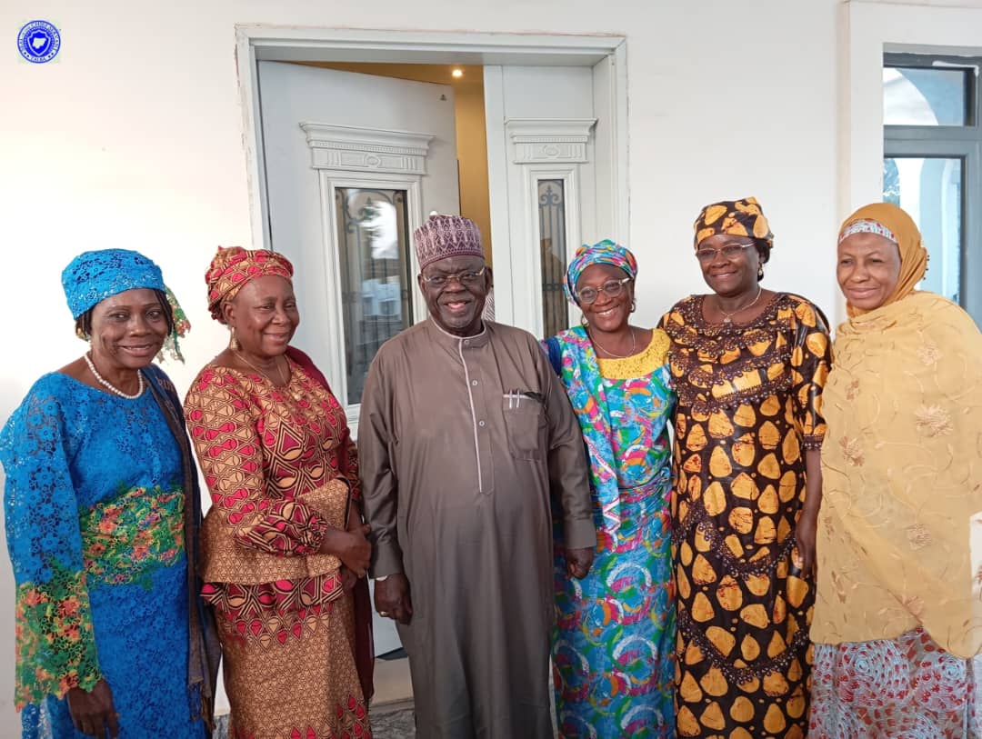 Retired Niger Permanent Secretaries consoles Chief Servant, over loss of younger sister