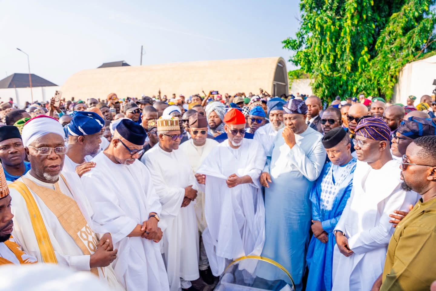 Abiodun, Osibanjo, Sanwo-Olu, Dangote, Osoba, others Bid Awujale Farewell