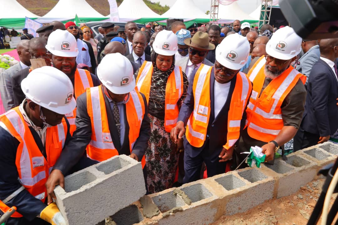 Wike flags off construction of luxurious duplexes for judiciary heads