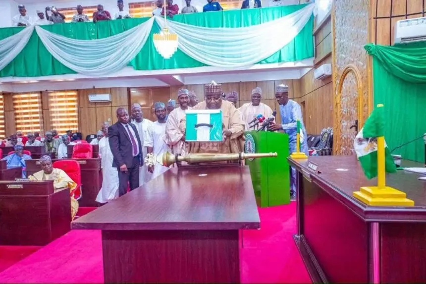 Gov Idris presents N642 billion 2026 budget proposal to Kebbi Assembly