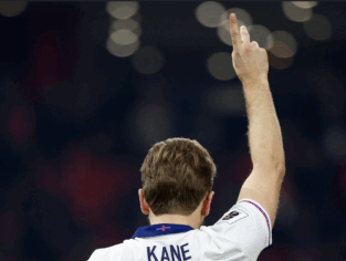 Impenetrable England close out historic qualifying campaign as Kane delivers late double