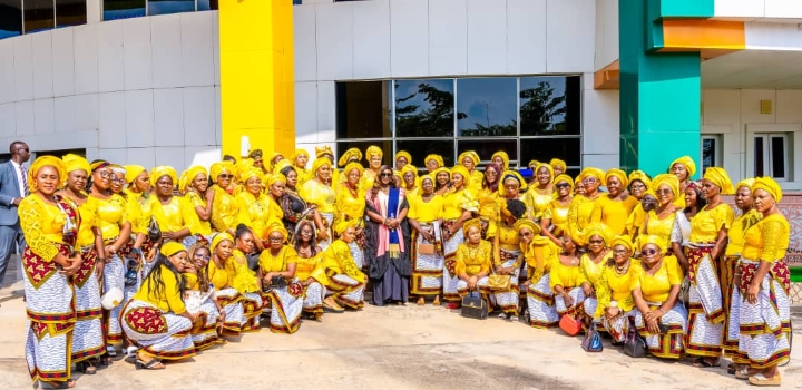 Ebonyi’s First Lady, celebrate with Umuada Ikwo Crown in her office, charges love, unity