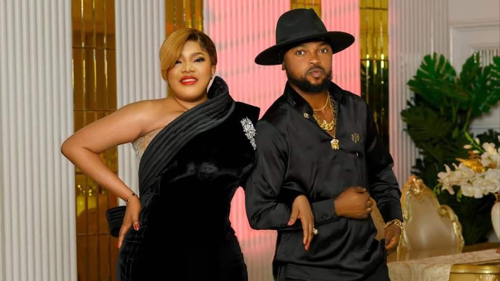 ‘Be silent, endure’ — Kolawole Ajeyemi’s message fuels more drama after Toyin’s public snub