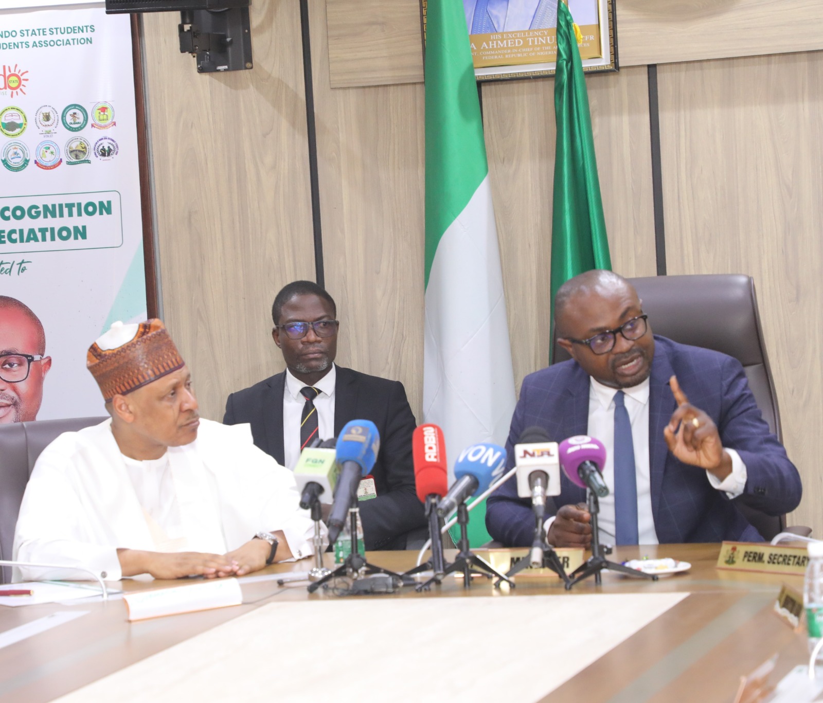 Interior Ministry unveils major reforms, strengthens partnership with information Ministry