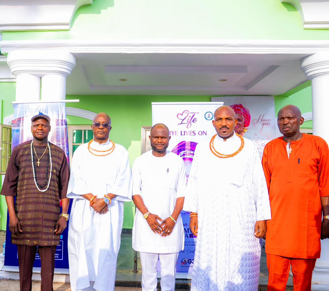 Benin monarch commiserate with Edo Deputy Gov, Family over mother demise