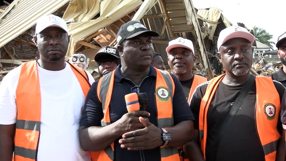 Edo: Residents cheer as security squad demolishes house belonging to alleged kidnapper