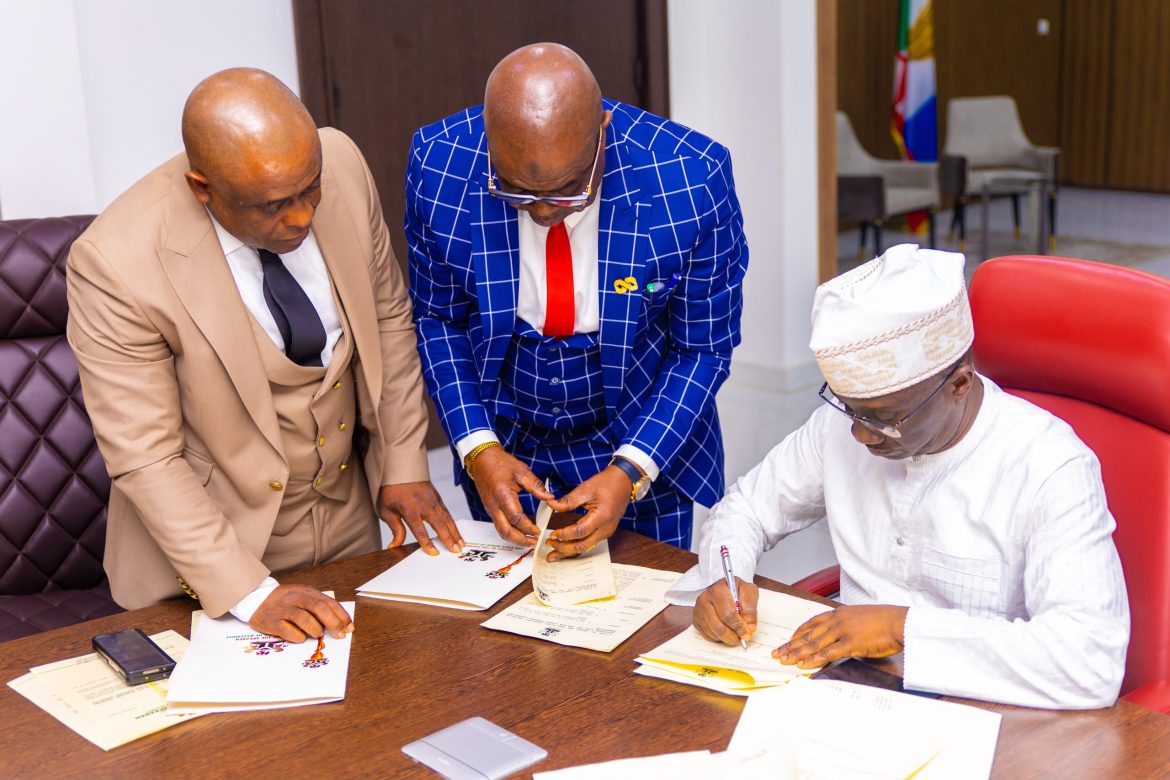 Okpebholo signs Edo Assembly funds management, judiciary autonomy bills into law