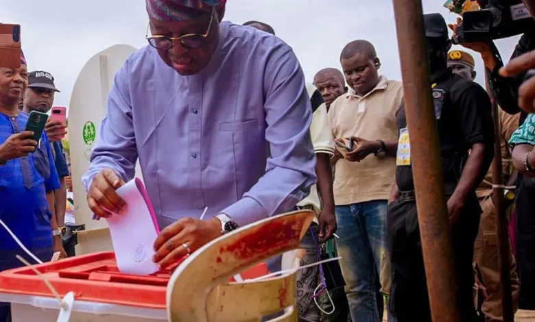 Osun Decides: Oyetola backs Oyebamiji, calls for peace as voting continues