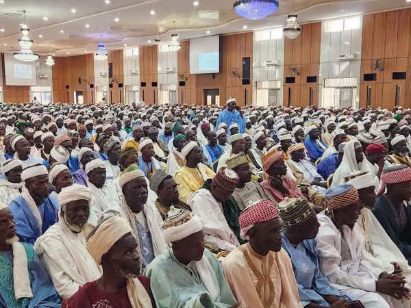 APC Campaign DG goes spiritual for Tinubu, gathers 3000 imams to pray for election success