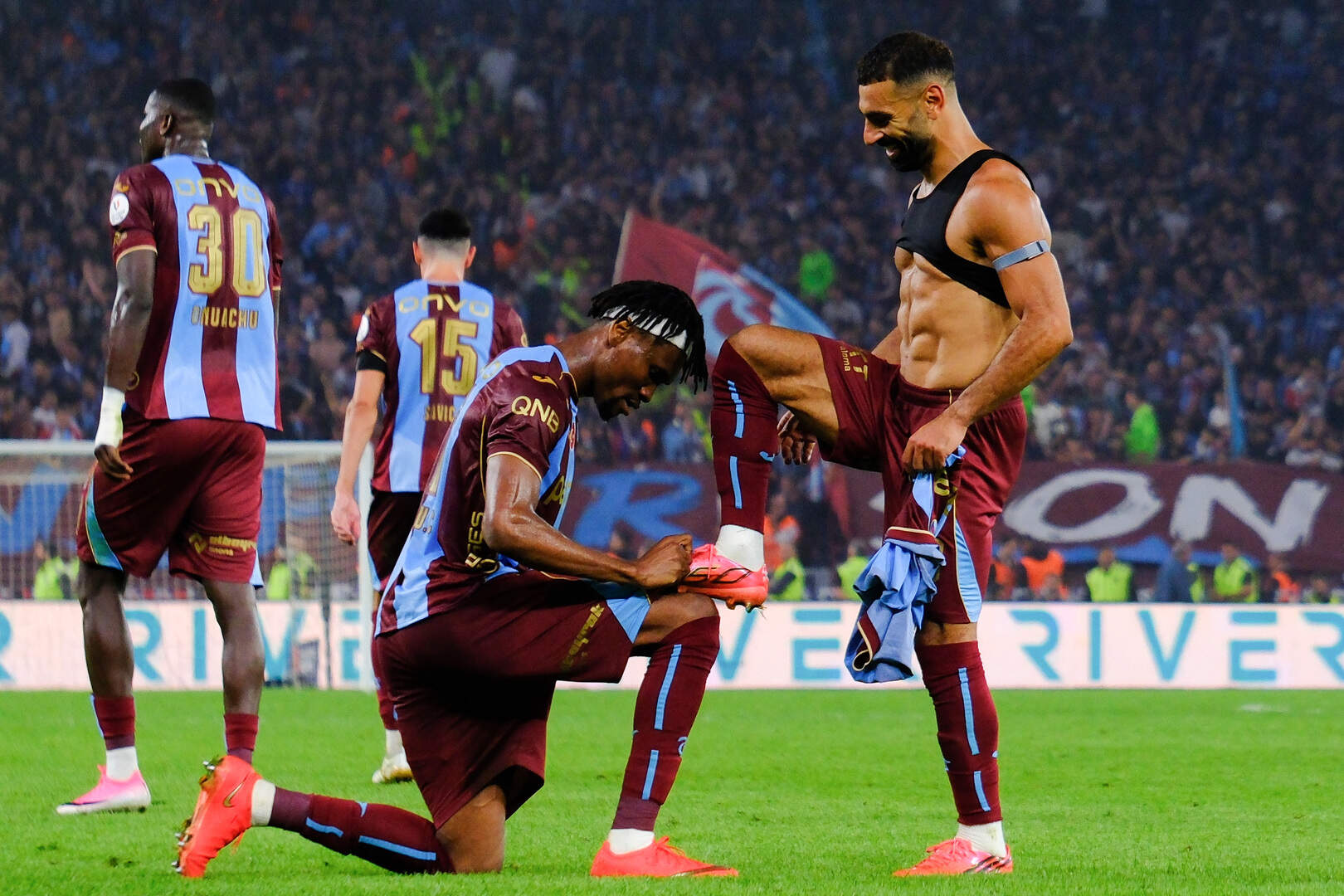 Salah fires hat-trick as Trabzonspor crush Galatasaray 4-0