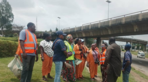 LAWMA arrests two sack sweepers, supervisors over illegal dumping at Oworonshoki